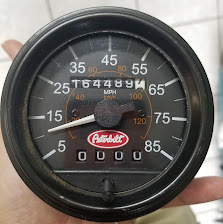 Peterbilt Speedometer — Restored (Year 2000)